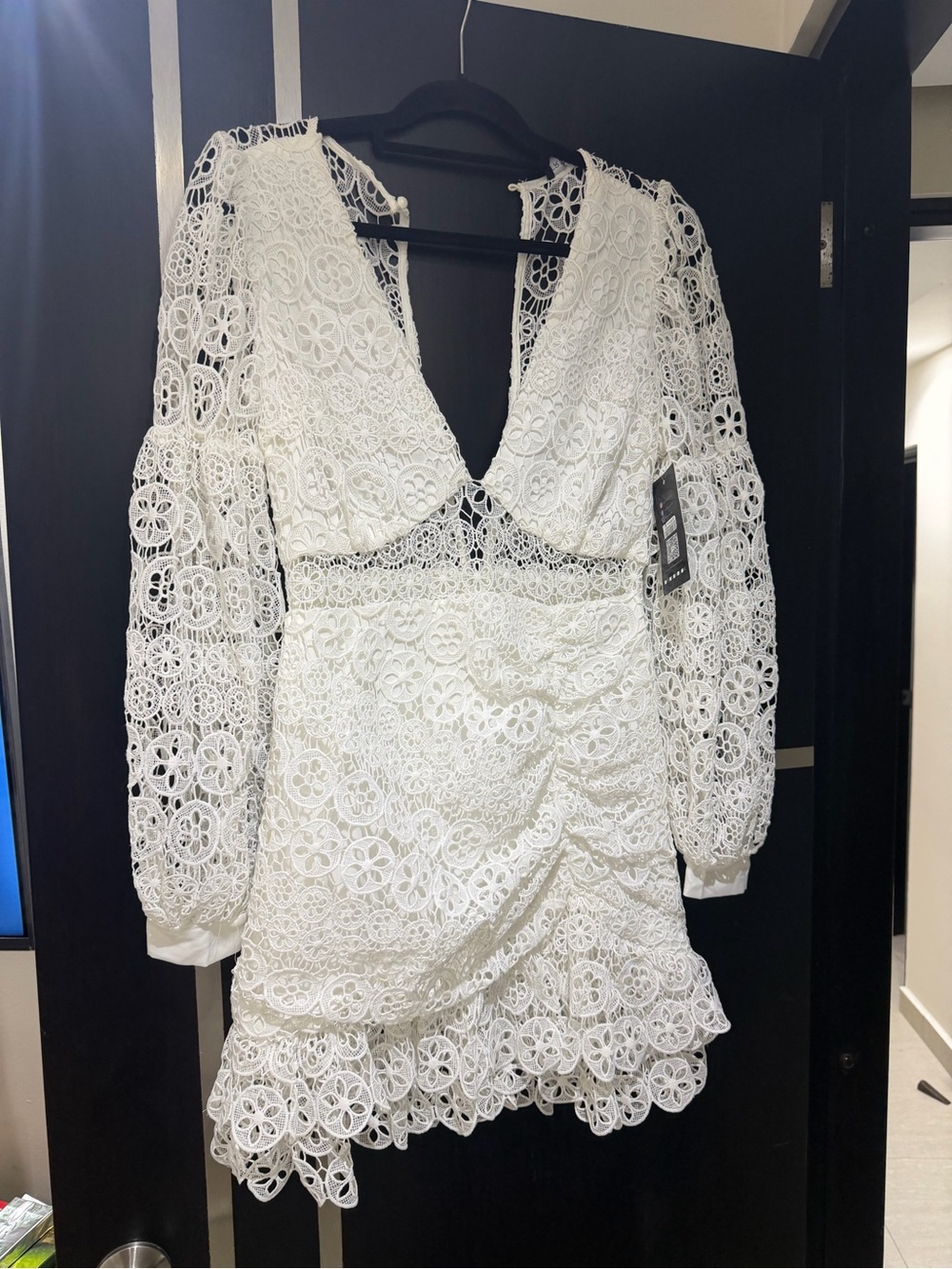 White Lace V‑Neck Long Sleeve Mini Dress